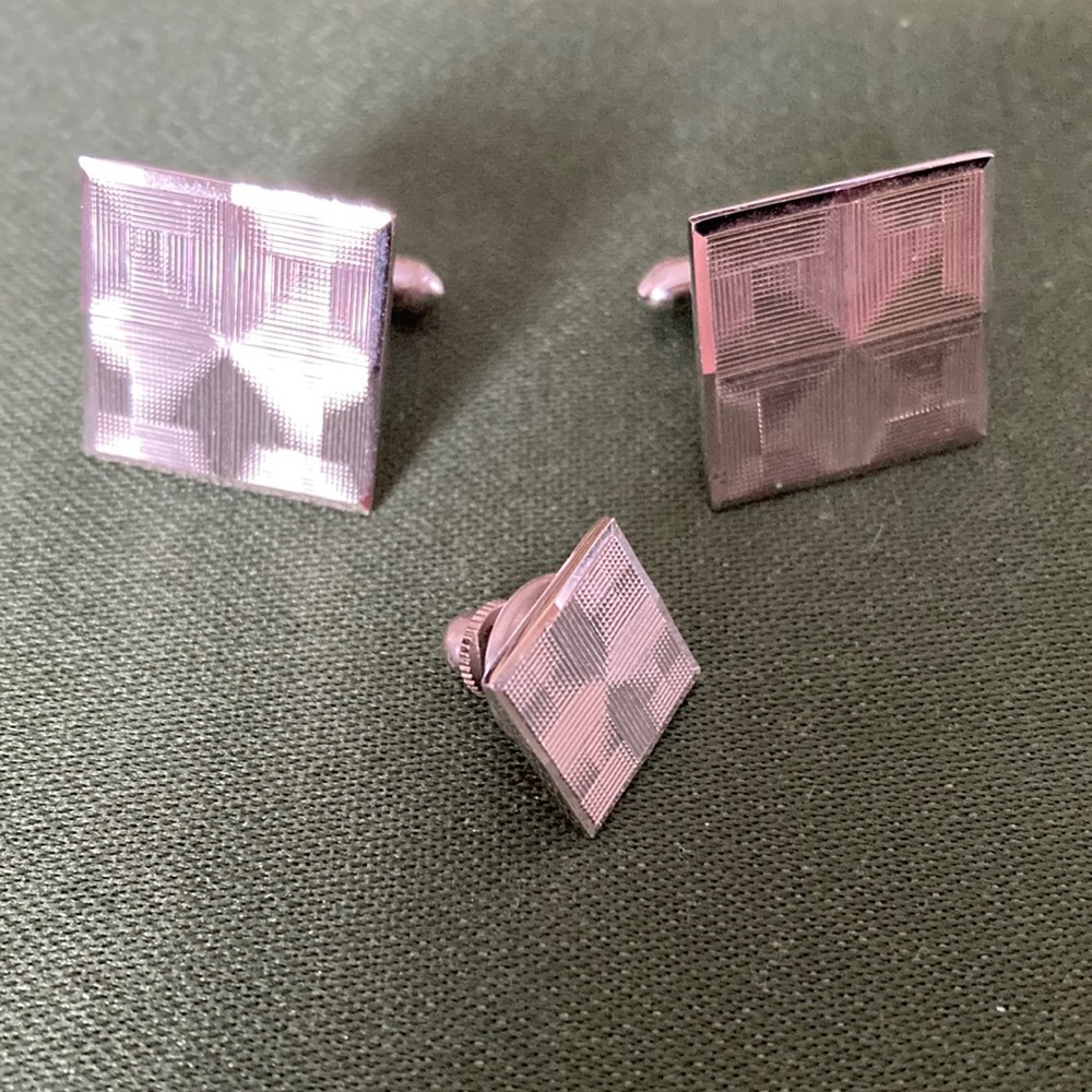 Vintage Cufflink and Tie Tack set